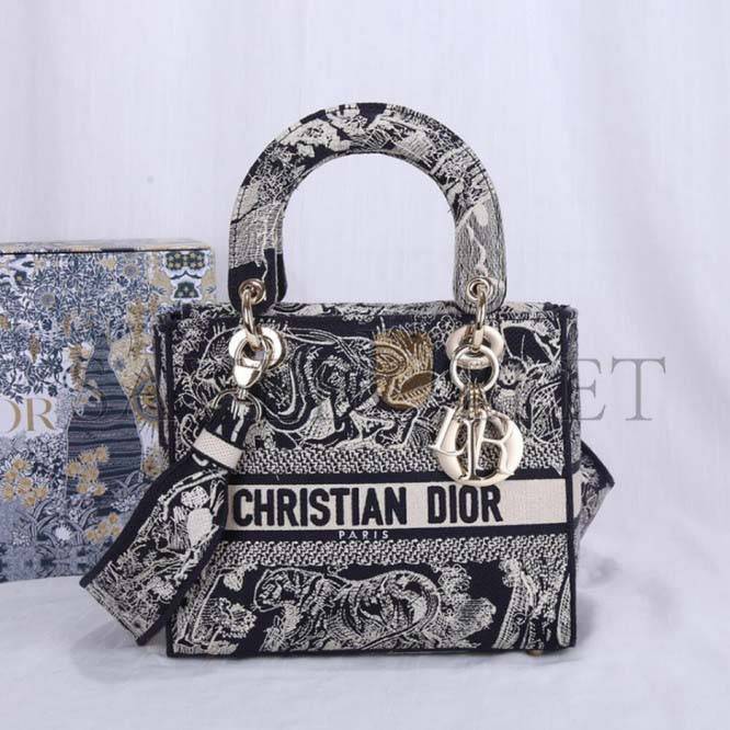 DIOR MEDIUM LADY D-LITE BAG M0565OTDT_M808 (24cm*20cm*11cm)